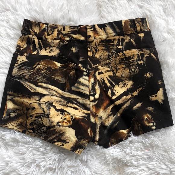 Gottex  Animal Print Lion Denim Shorts Medium - Picture 7 of 8